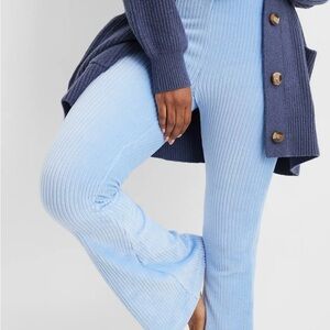 Aerie Groove-On Velour High Waisted Flare Pant Size Small